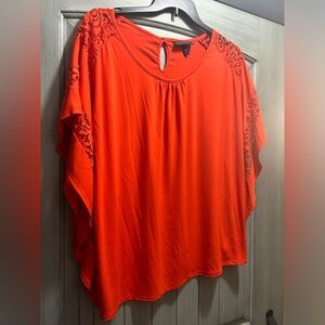 Woman’s Lane Bryant Top